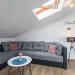 Апартаменты Modernes Nur 250 Meter Zum Mit Privatem Balkon, Grill, Wifi Пореч